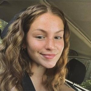 Meet your Posher, Makayla